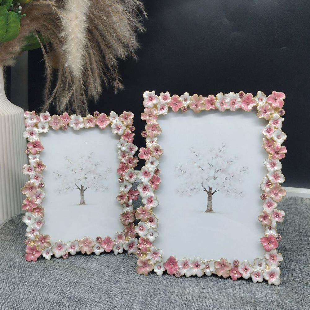 Rama na zdjęcia z motywem kwia – Women Accessories Display recenzja i cena