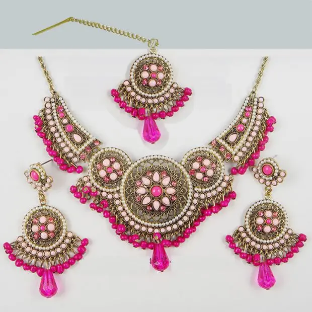 Indyjskie zestawy biżuterii dl – Women Accessories India recenzja i cena